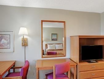 Americas Best Value Inn Reno Exterior foto