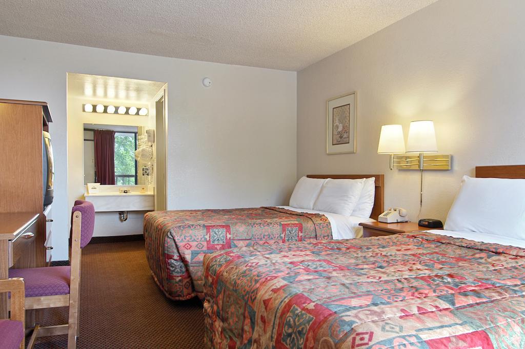 Americas Best Value Inn Reno Habitación foto