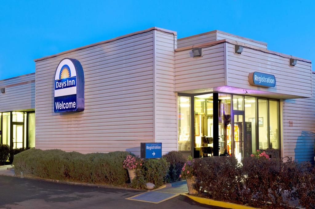 Americas Best Value Inn Reno Exterior foto